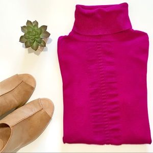 •Express• turtleneck